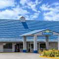 Days Inn by Wyndham Seymour