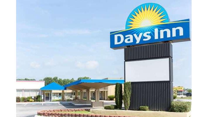 Days Inn by Wyndham Washington in Washington, North Carolina, United States