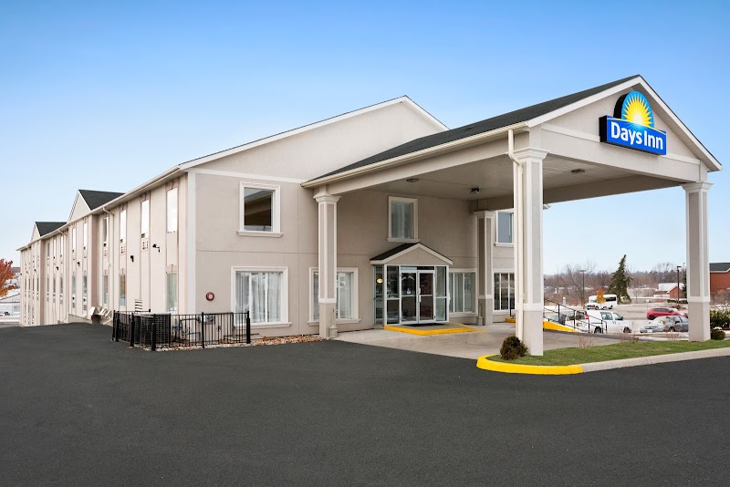 Days Inn by Wyndham Woodstock in Woodstock, Canada