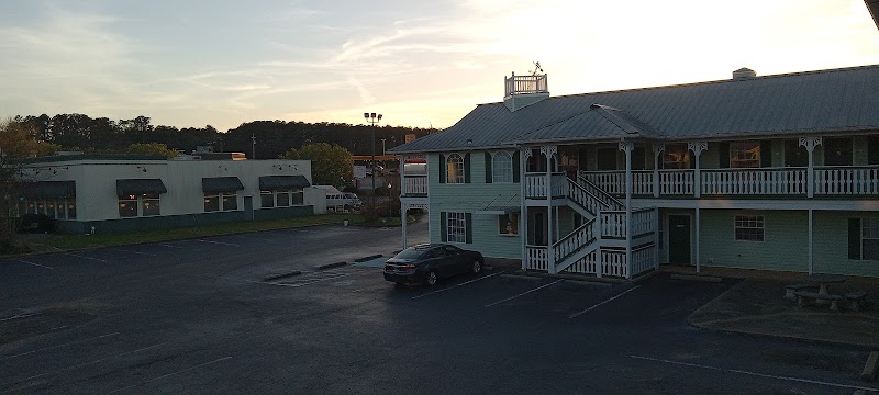 Deluxe Inn & Suites in Philadelphia, Mississippi, United States
