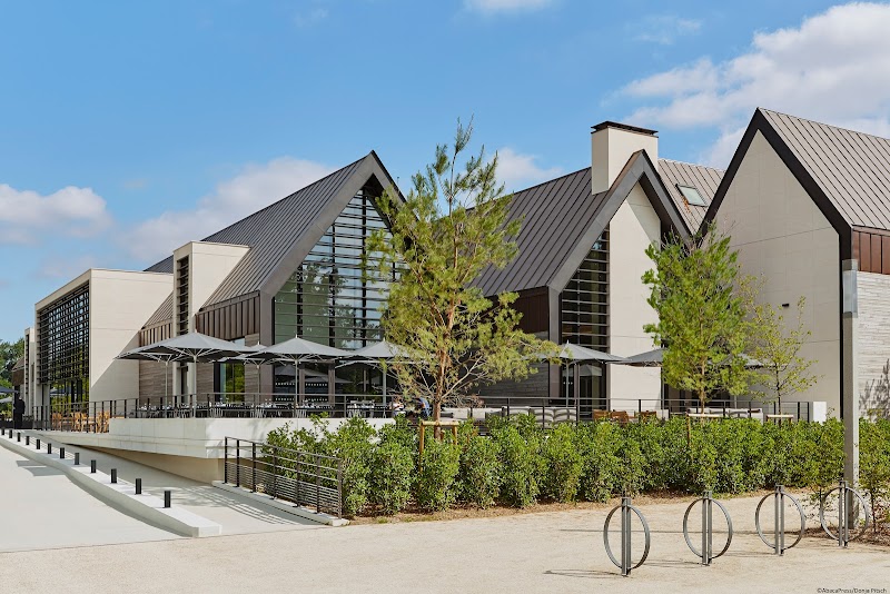 Domaine des Vanneaux Hotel Golf & Spa Mgallery in L'Isle-Adam, France