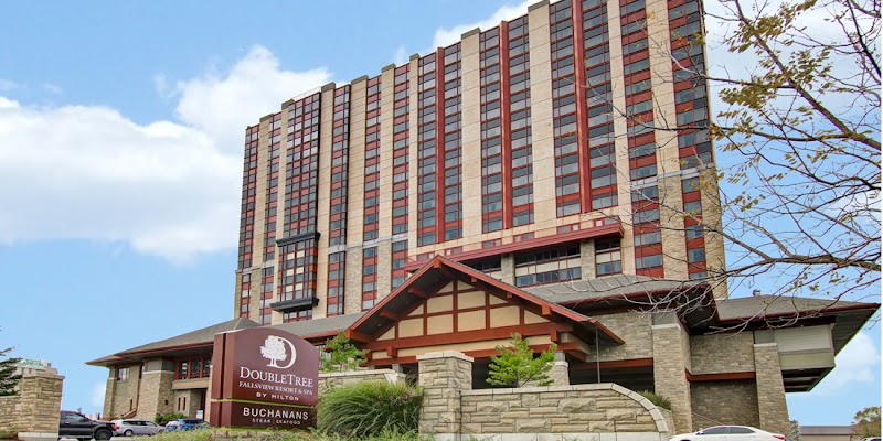 DoubleTree Fallsview Resort & Spa by Hilton - Niagara Falls in Niagara Falls, Canada