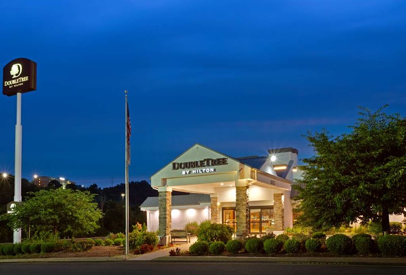 DoubleTree by Hilton Hotel Pittsburgh - Meadow Lands in Washington, Pennsylvania, United States