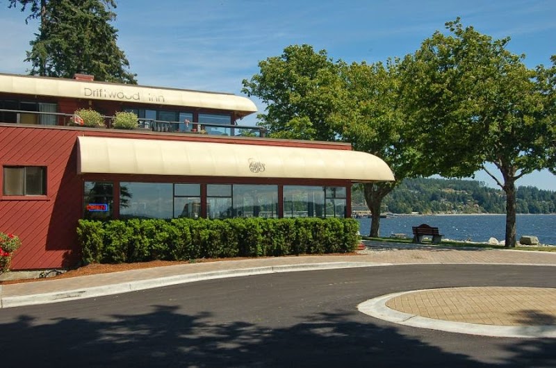 Driftwood Inn in Sechelt, Canada