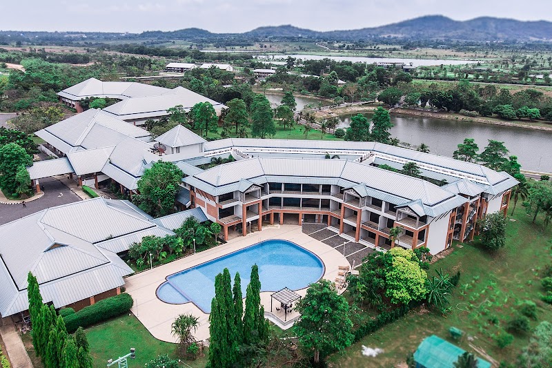 Eco Hotel by Thammasat in Ban Nong Prue, Thailand