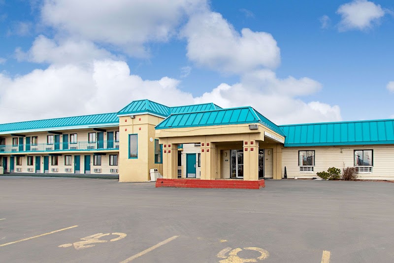 Econo Lodge in Utica, New York, United States