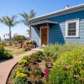 Edgewater Beach Inn & Suites