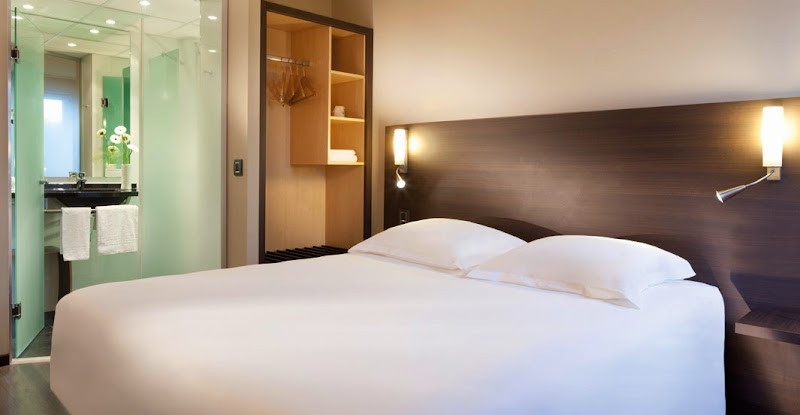 Escale Oceania Nantes Aéroport in Bouguenais, France