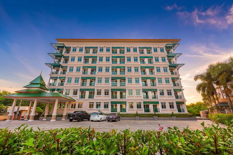 Evergreen Suite Hotel in Surat Thani, Thailand