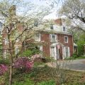 Farnam Guest House