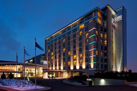 Four Points by Sheraton Levis Convention Centre in Levis, Canada