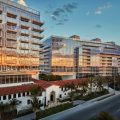 Four Seasons Hotel at The Surf Club