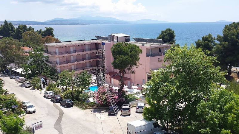 Golden Beach Hotel in Metamorfosi, Greece