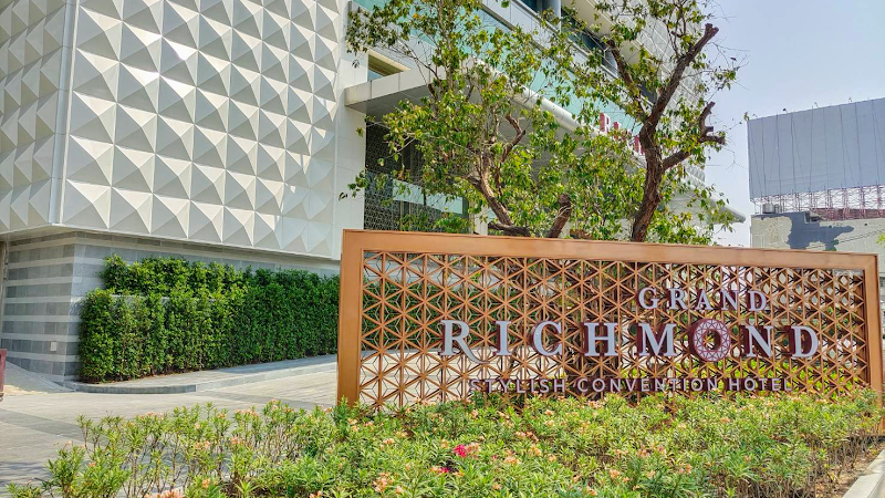 Grand Richmond Hotel in Nonthaburi, Thailand