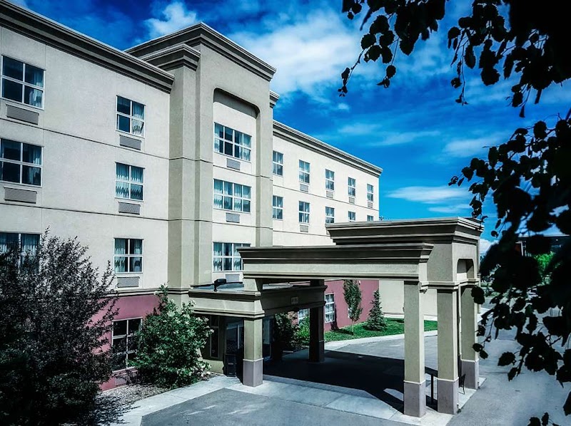 Hampton Inn & Suites by Hilton Edmonton International Airport in Leduc, Canada