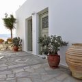 Hara Studios and Apartments