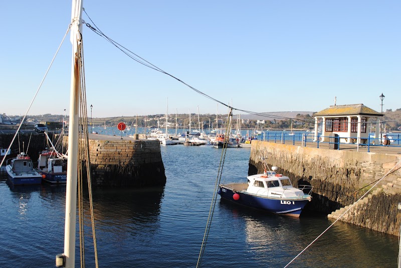 Highcliffe Contemporary Bed & Breakfast in Falmouth, United Kingdom