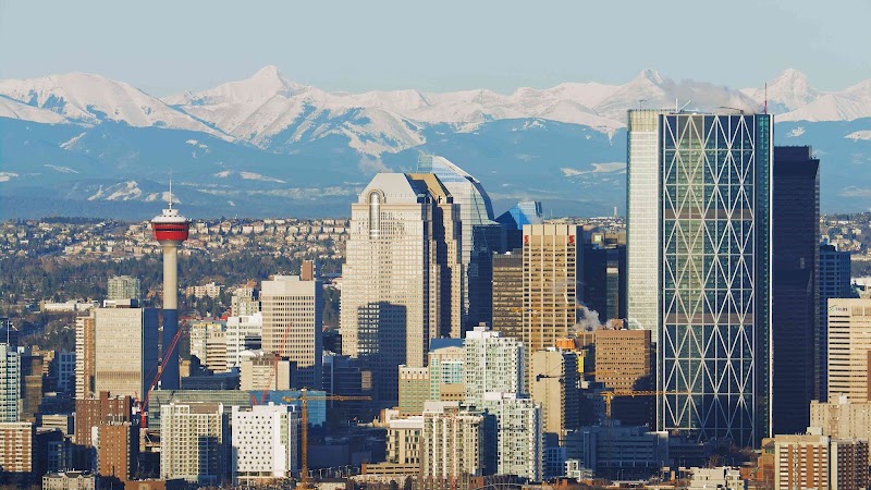 Holiday Inn Express & Suites Calgary NW - University Area in Calgary, Canada
