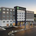Holiday Inn Express & Suites Kelowna – East