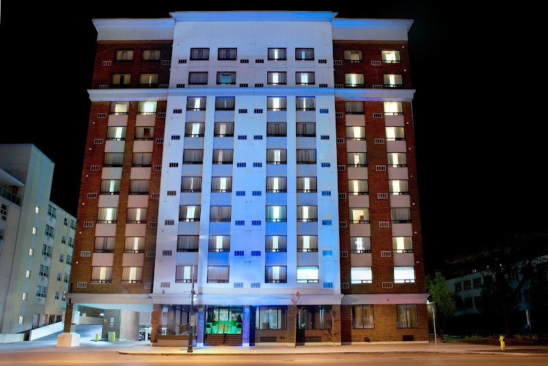 Holiday Inn Express & Suites London Downtown in London, Canada