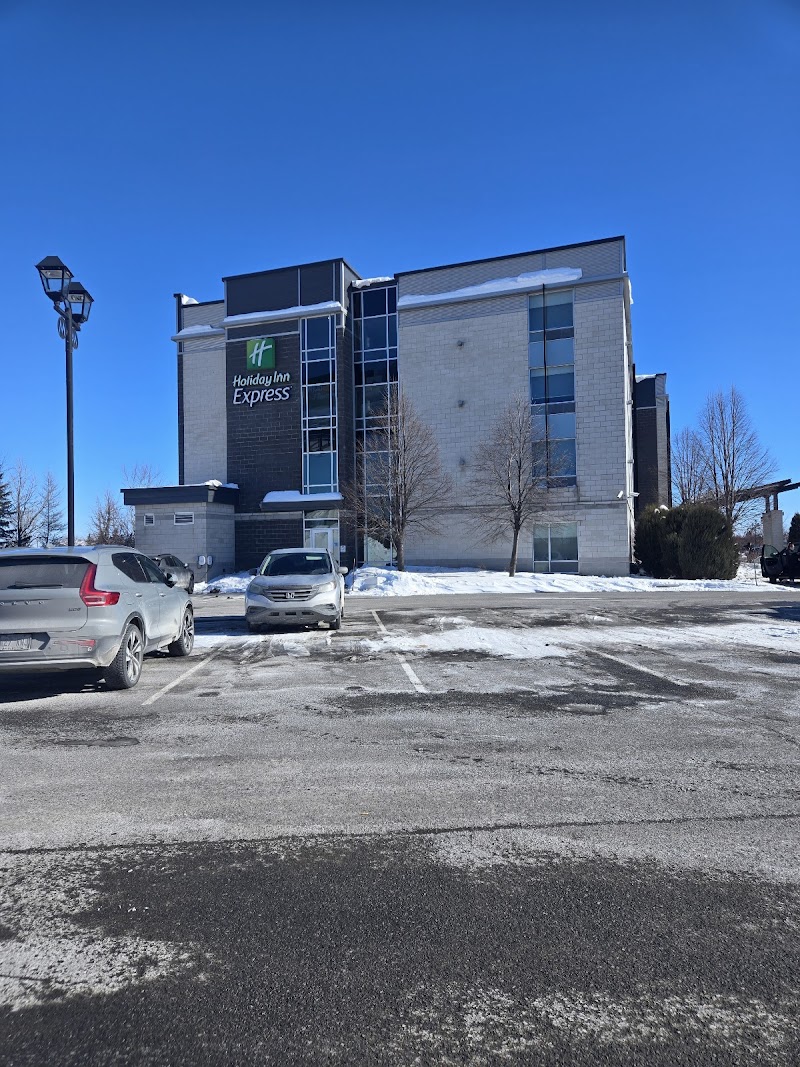 Holiday Inn Express & Suites Saint-Hyacinthe in Saint-Hyacinthe, Canada