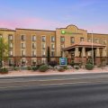 Holiday Inn Express & Suites Twentynine Palms