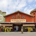 Holiday Inn Express & Suites Vernon