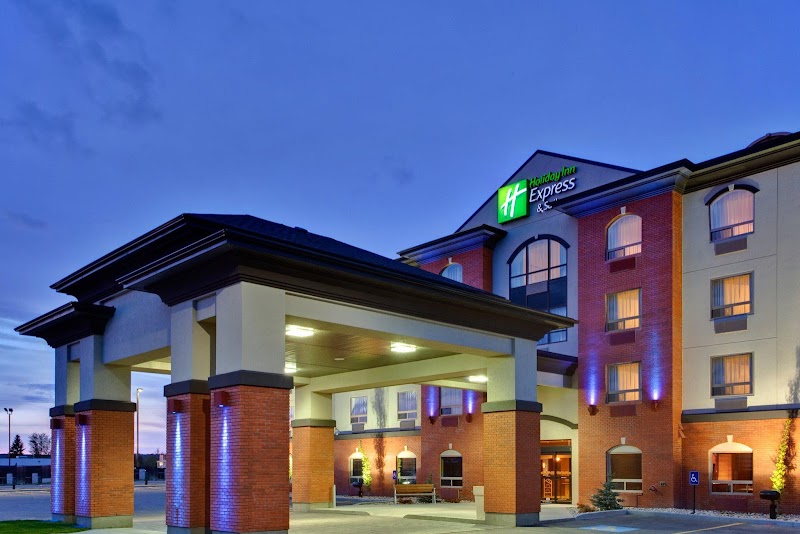 Holiday Inn Express & Suites Whitecourt in Whitecourt, Canada