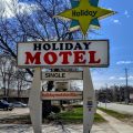 Holiday Motel