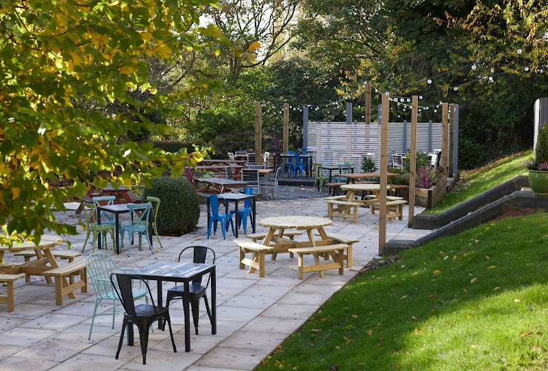 Holmfield Arms in Wakefield, United Kingdom