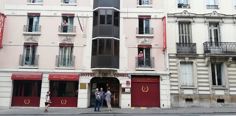 Hotel 1er Consul in Rouen, France