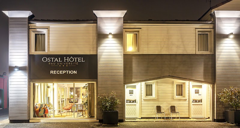 Hotel A L’Hotel in Pau, France