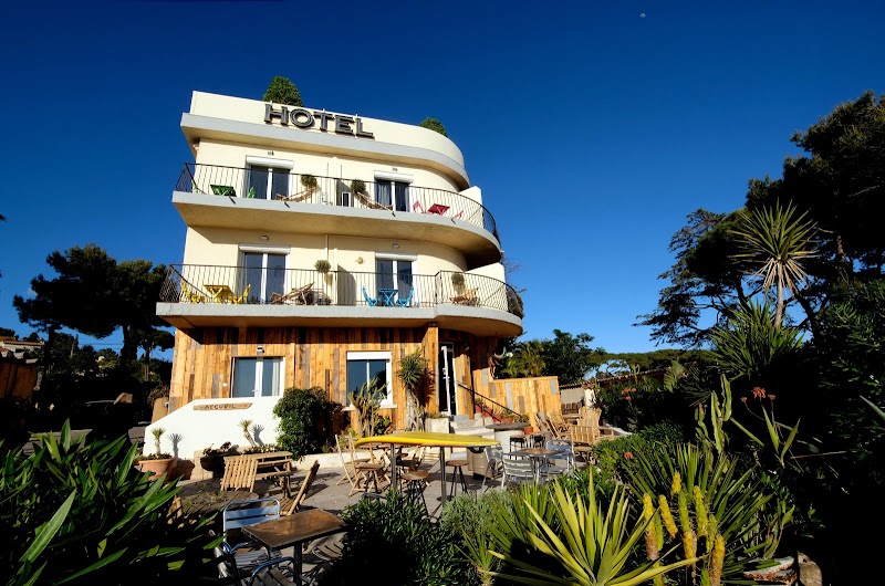Hotel Almanarre Plage in Hyeres, France