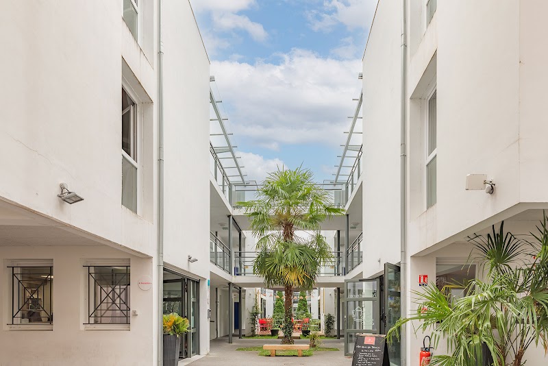 Hotel Appart'City Pau Centre in Pau, France