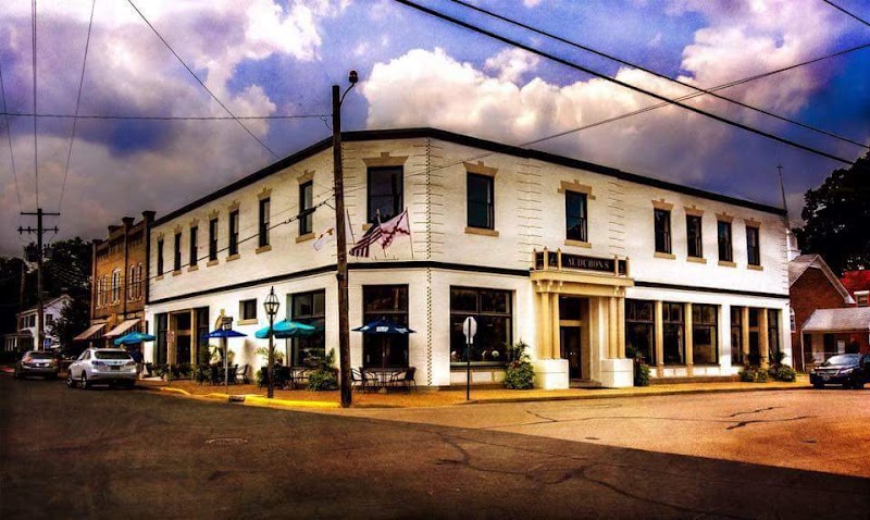 Hotel Audubon in Ste. Genevieve, Missouri, United States