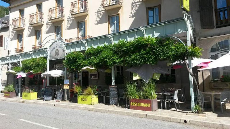 Hotel Aux Armes d'Estaing in Rodez, France