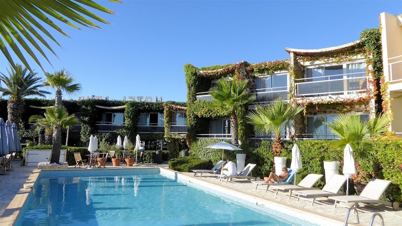 Hotel Azur Bord de Mer in La Grande-Motte, France