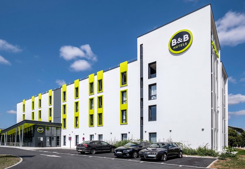 Hotel B&B Saintes in Saintes, France