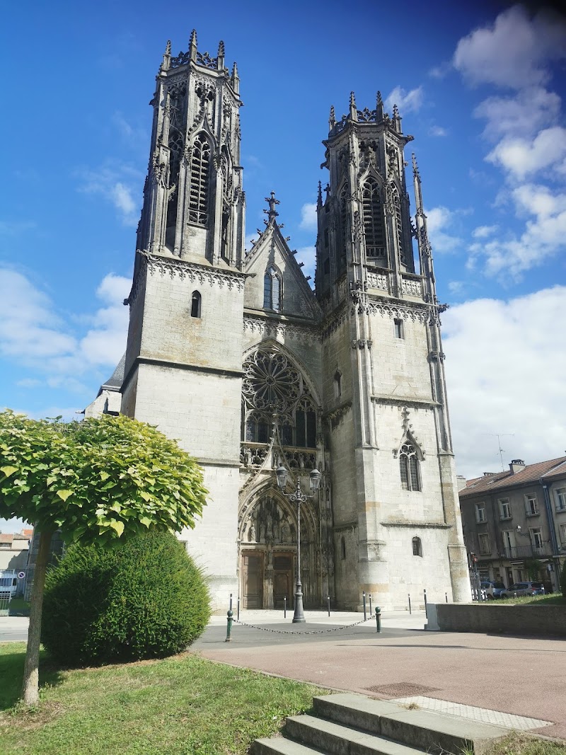 Hotel Bagatelle in Pont-a-Mousson, France