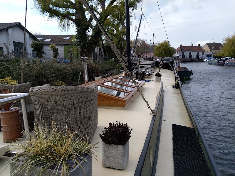 Hotel Barge Waternimf in Ely, United Kingdom