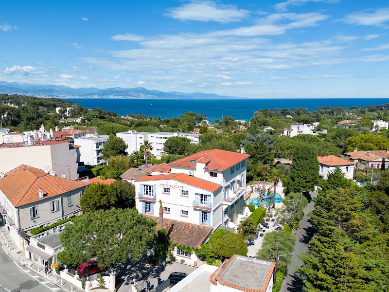 Hotel Beau Site in Antibes, France