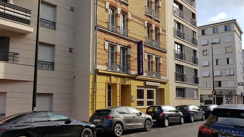 Hotel Boissière in Levallois-Perret, France
