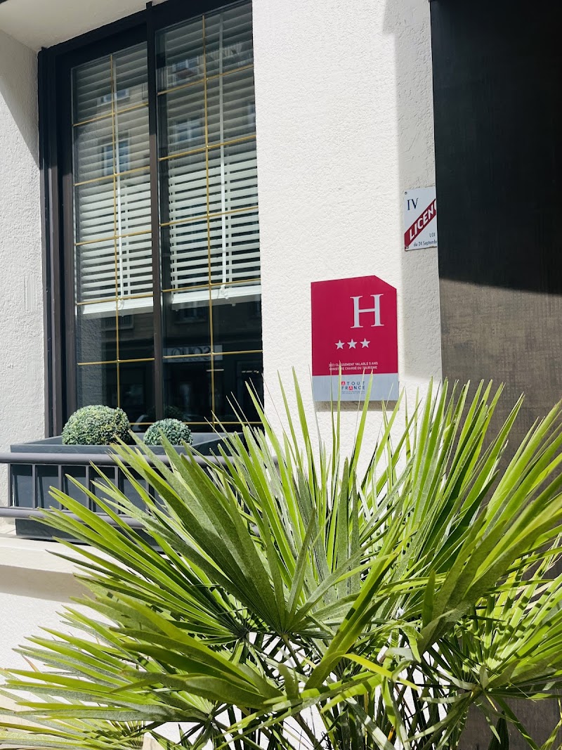 Hotel Bristol in Caen, France