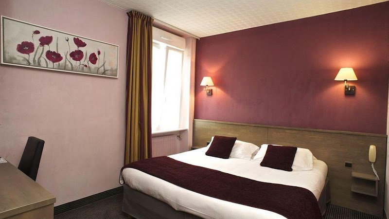 Hotel Brit Hotel Le Surcouf in Parame, France