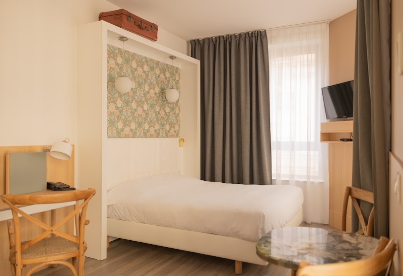Hotel Calm Lille in Lille, France