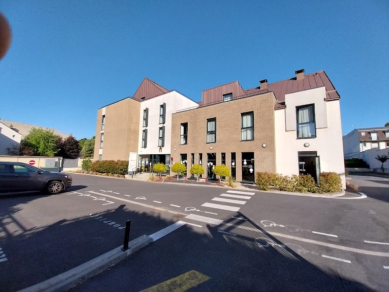 Hotel Campanile Fontainebleau in Fontainebleau, France