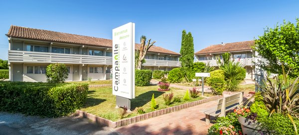 Hotel Campanile Nimes Sud Caissargues in Nimes, France