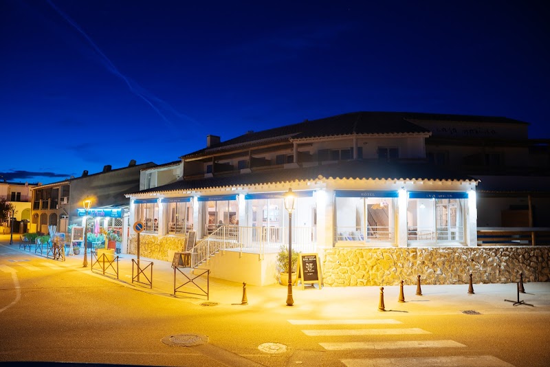 Hotel Casa Marina in Villeneuve-Loubet, France