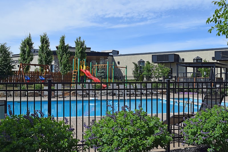 Hotel Castel & Spa Confort in Granby, Canada