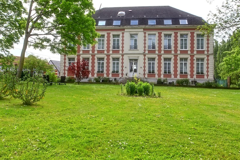 Hotel Chateau de Moulin le Comte in Aire-sur-la-Lys, France